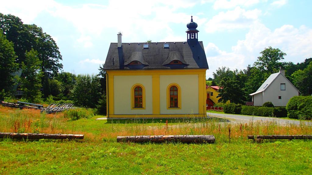 Penzion Pod Zvonem Hynčice pod Sušinou Exterior foto