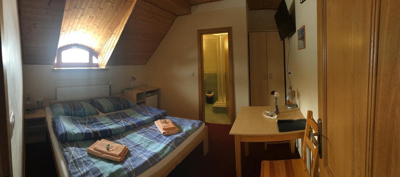 Penzion Pod Zvonem Hynčice pod Sušinou Exterior foto