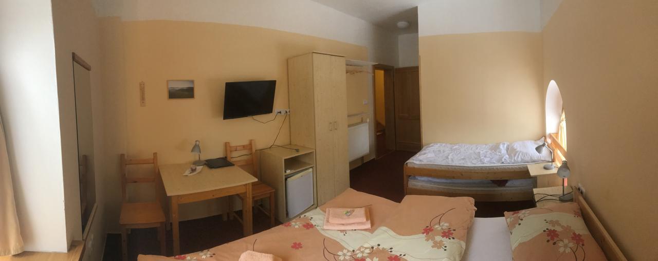 Penzion Pod Zvonem Hynčice pod Sušinou Exterior foto